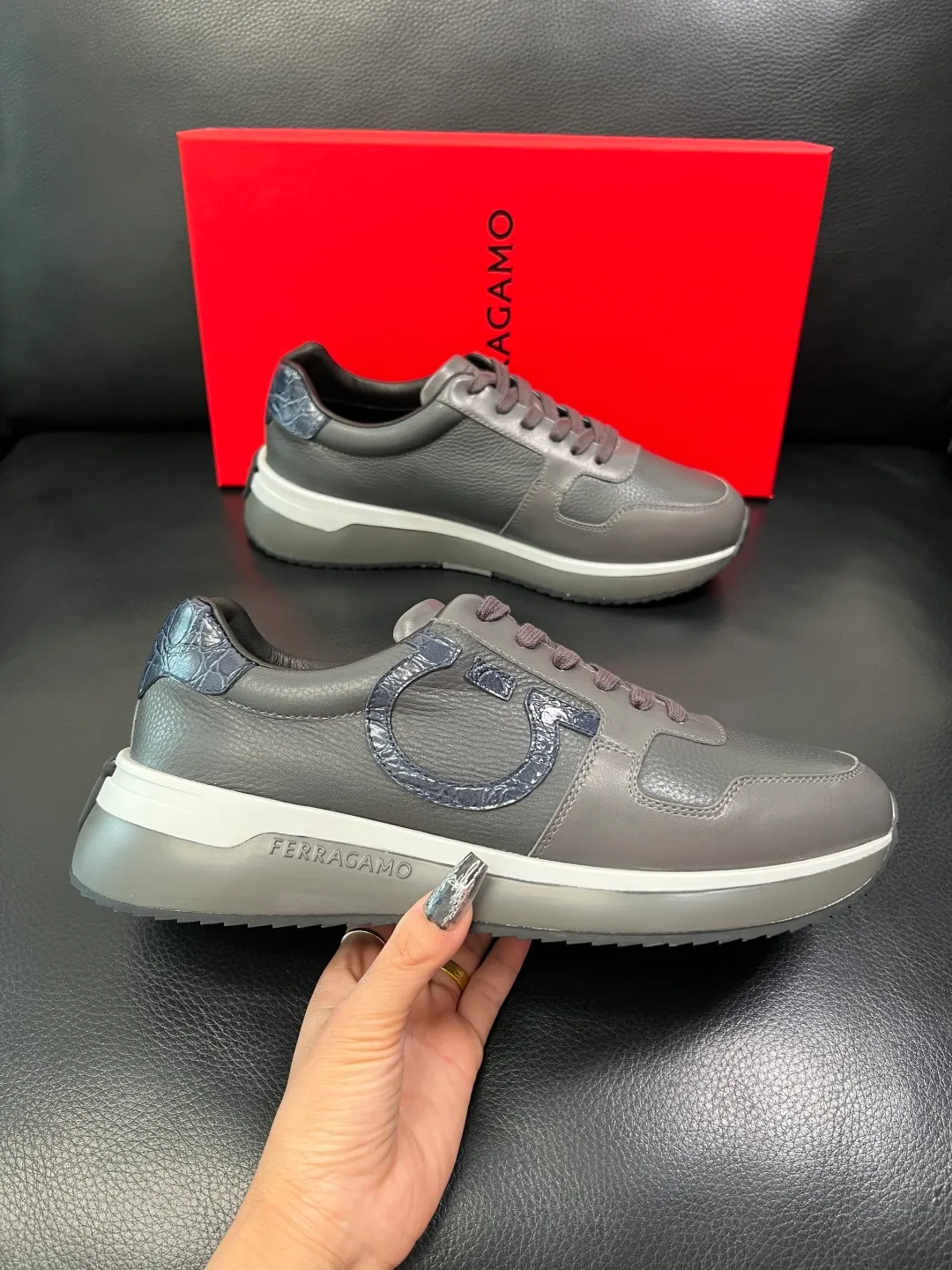 Men's shoes 💰840 Ferragamo High-quality top crafts Ferragamo counters sell original factory configuration at the same time, imported original cowhide from Italy, imported water-dyed cow lining, soles: original factory special original soles are super comfortable, original factory and single goods, welcome to compare at the same time at the counter, code number 38-44 (customized 45 46)